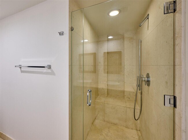 Foto del edificio - 495 Brickell