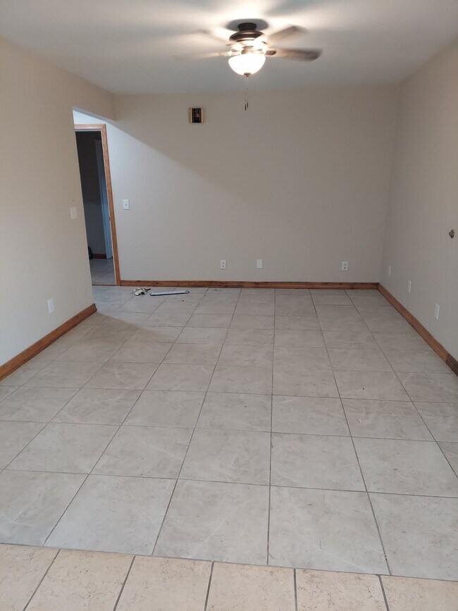 Building Photo - 25667 Buckley Ln