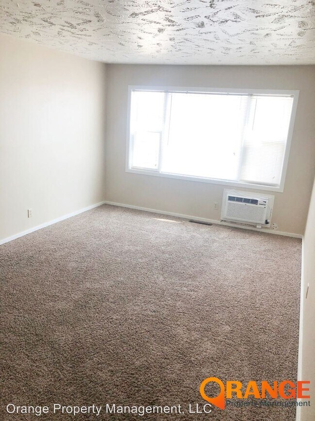 Foto del edificio - 303-321 W Highland Dr