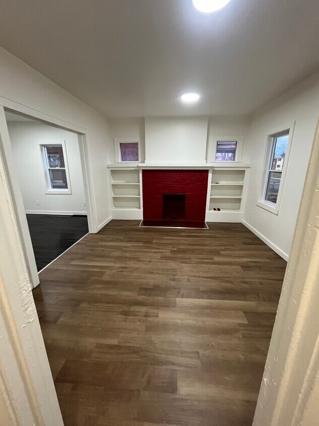 Foto principal - 4566 Seebaldt St