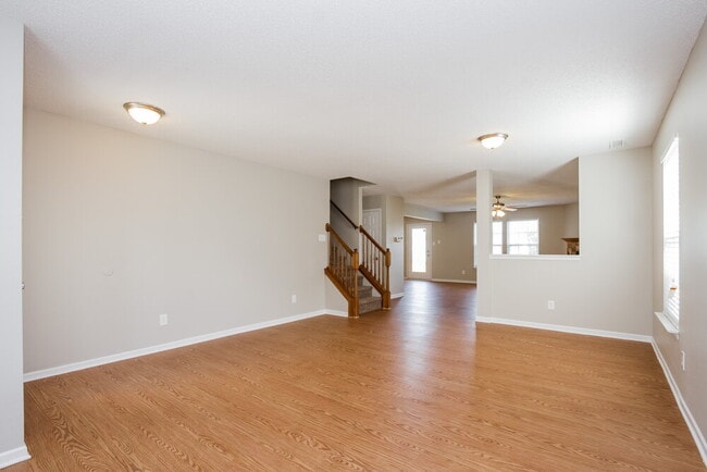 Foto del edificio - 1929 Orchid Bloom Dr