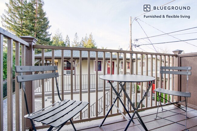Building Photo - 321 Hawthorne Ave