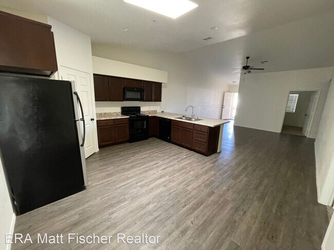Foto del edificio - 3 br, 2 bath House - 7321 E 37TH PL