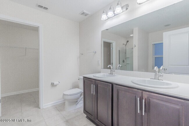 Building Photo - 2143 Chandlers Walk Ln