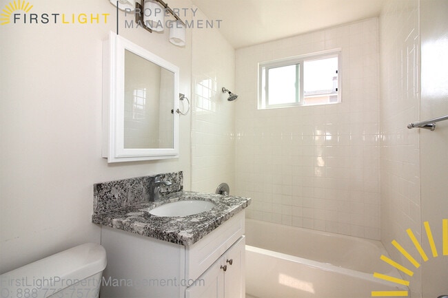 Foto del edificio - 2619 Gates Ave