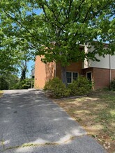 Building Photo - 5290 Century Dr