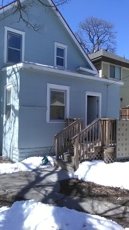 Foto del edificio - 2920 N Bryant Ave