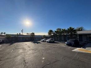 Building Photo - 1401 E Carson Ave