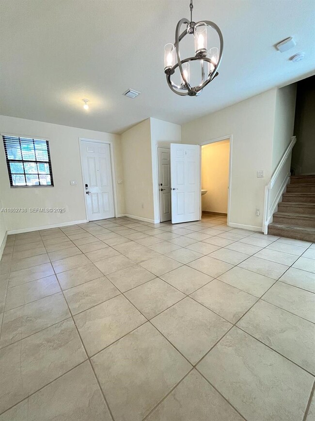 Foto del edificio - 159 SE 33rd Terrace