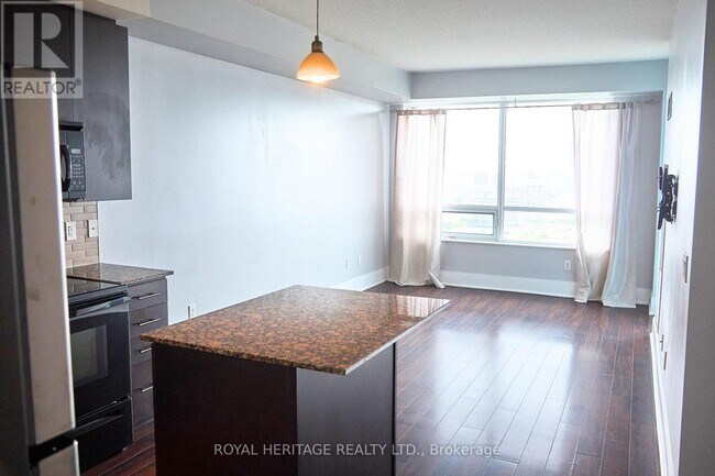 Photo du bâtiment - 181 Wynford Dr