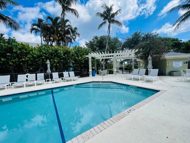 Foto del edificio - 939 Kokomo Key Ln