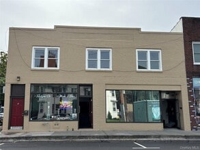 Building Photo - 8 E Carver St