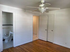 Building Photo - 4220 Webster Ave