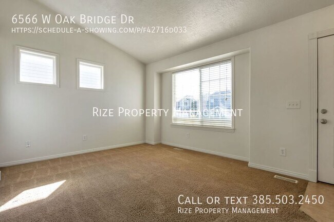 Foto del edificio - 6566 Oak Bridge Dr