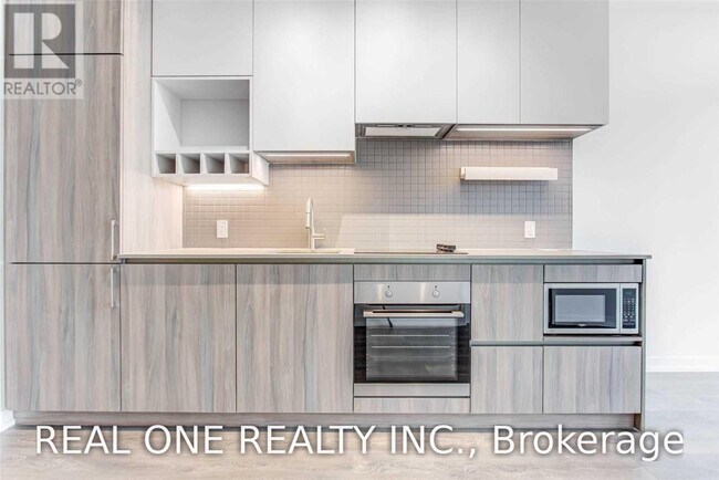 Photo du bâtiment - 950 Portage Pkwy