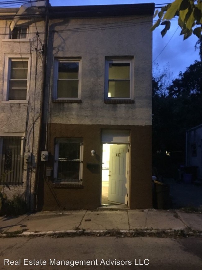Building Photo - 2 br, 1 bath House - 417 E Rittenhouse St