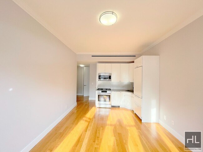 Foto del edificio - 1 bedroom 1 bath with Laundry in Unit - 25...