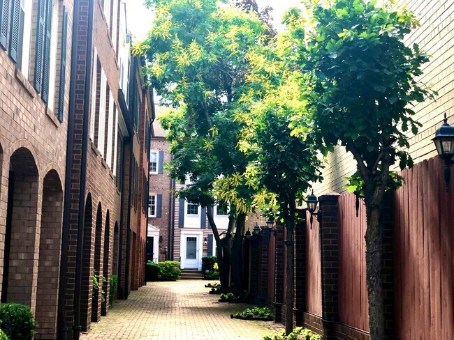 Foto del edificio - 900 24th St NW