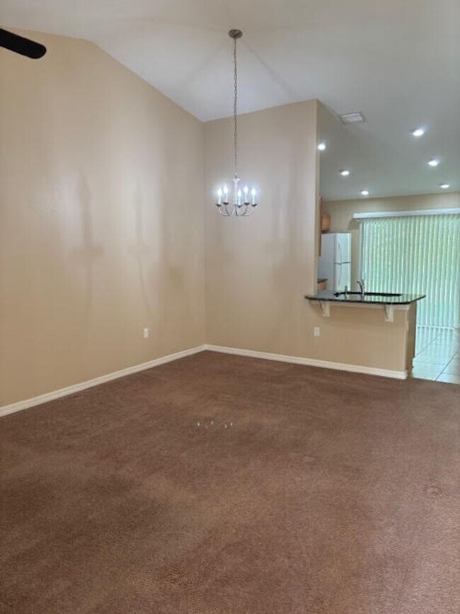 Foto del edificio - 113 Brunswick Ln