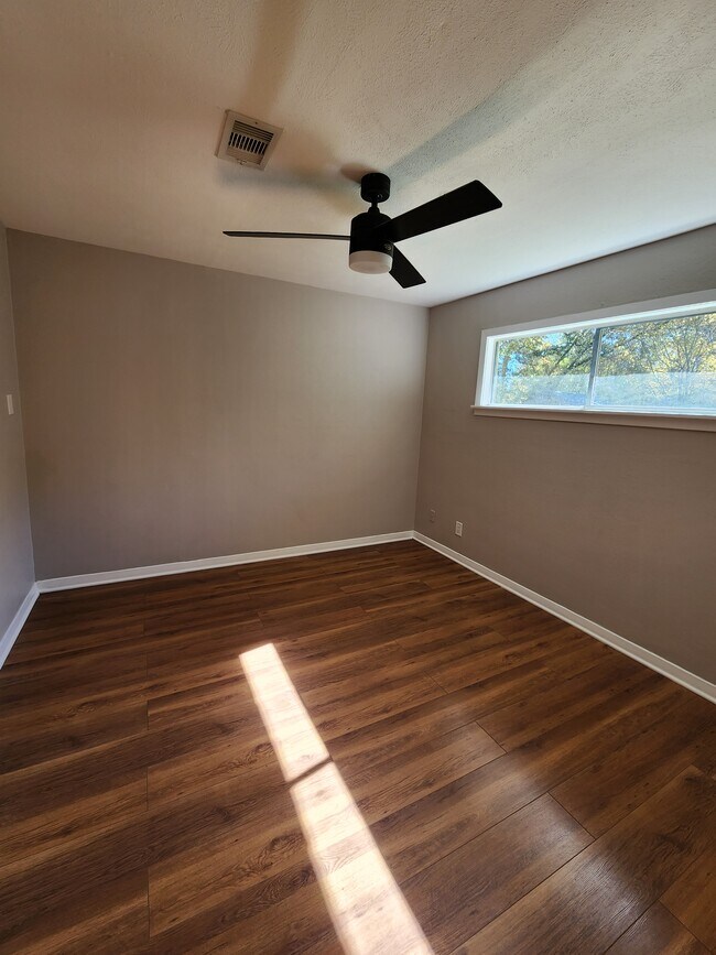 9205 Phelan Blvd, Beaumont, TX 77706 House Rental in Beaumont, TX