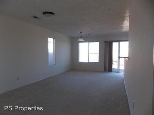 Building Photo - 1801 Gallinas Rd NE