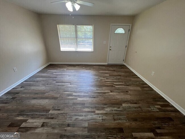 Building Photo - 4139 Elizabeth Park Ct
