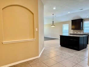 Building Photo - 21914 Cascade Hollow Ln