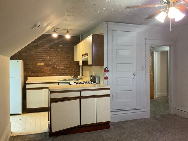Foto del edificio - 215 Woodbine St