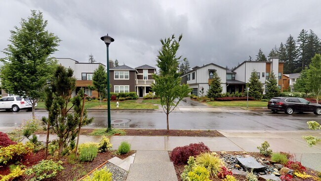 Foto del edificio - Issaquah highlands 5 bedroom plus Den and 5.5 bathroom newer home with a lot of amenities!!!  A m...