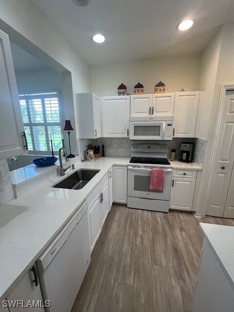 Foto del edificio - 2325 Carrington Ct