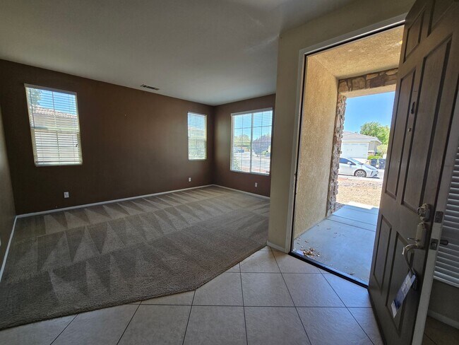 Foto del edificio - 1116 Witherill Pl