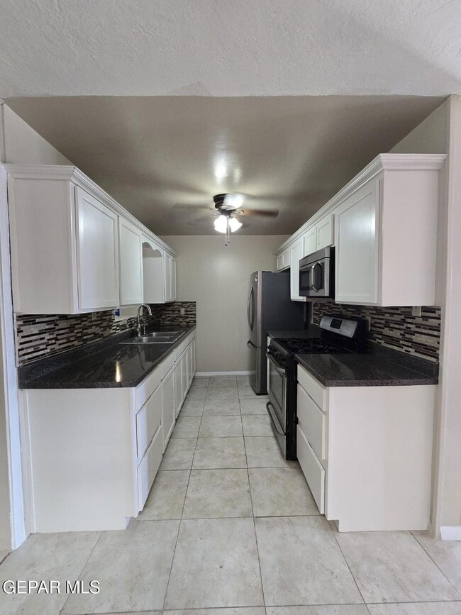 Building Photo - 5121 Alps Dr