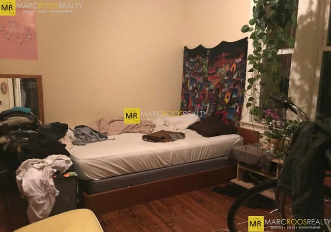 Foto del edificio - 804 Parker St