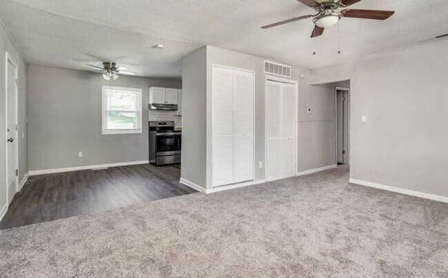 Foto del edificio - Coming Soon! South KC Home! $1325.00!