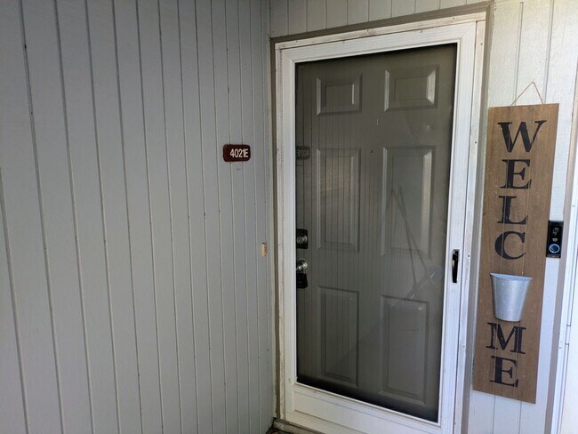 Foto del edificio - 4021 Whirlaway Ct