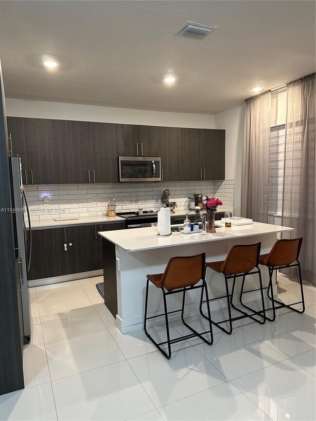 Foto del edificio - 507 SW 91st Ct