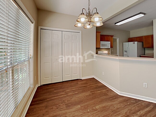 Foto del edificio - 2687 McGuire Dr NW