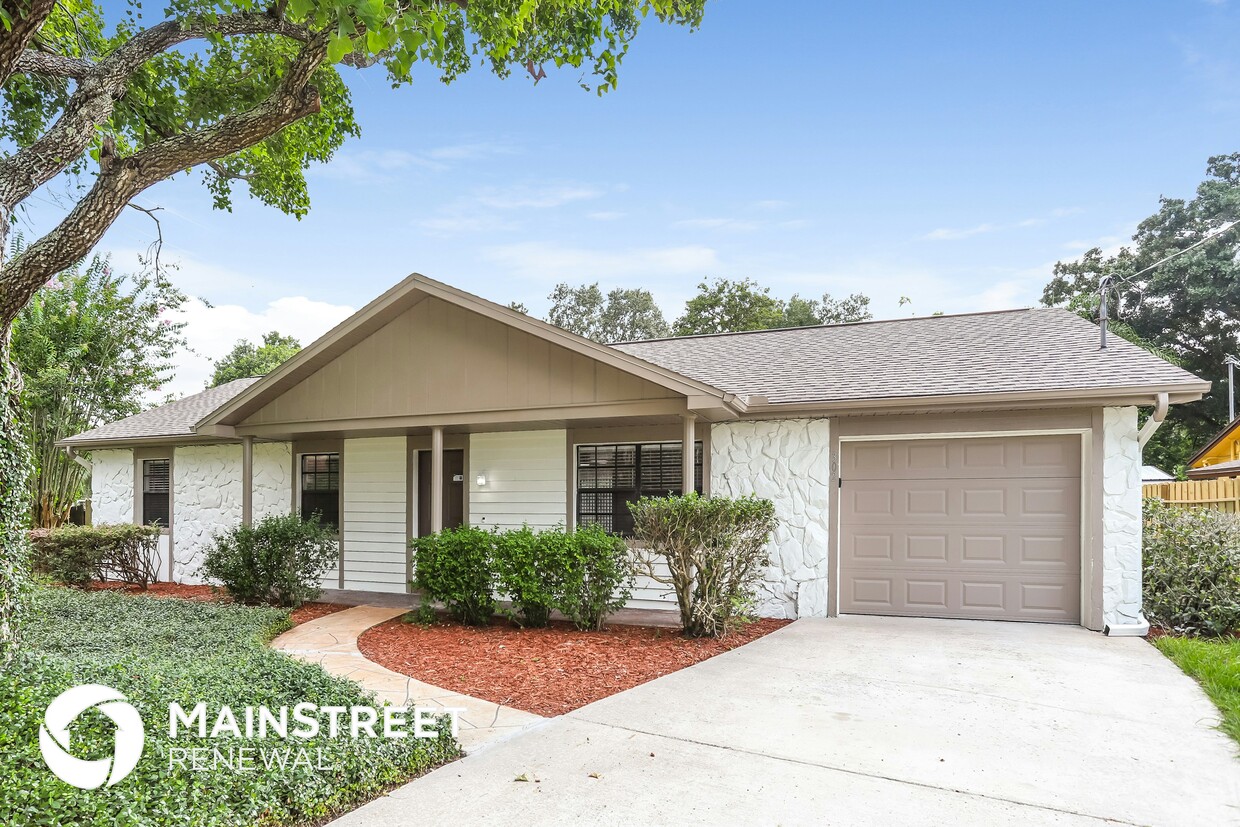 Foto principal - 302 N Miller Rd