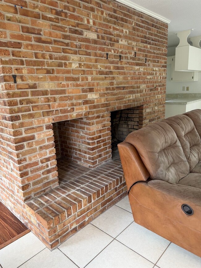 Foto del edificio - 1932 Shady Oaks Dr