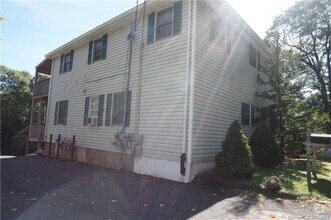 Building Photo - 4 Terre Haute Rd