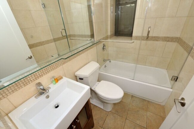 Foto del edificio - 3790 Mykonos Ln
