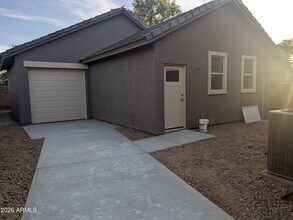 Building Photo - 14339 W Desert Hills Dr