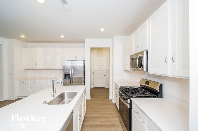 Building Photo - 812 Penrose Pl