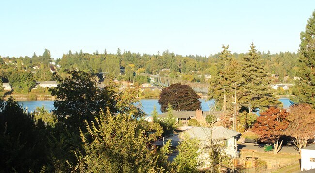 Foto del edificio - 2417 Snyder Ave