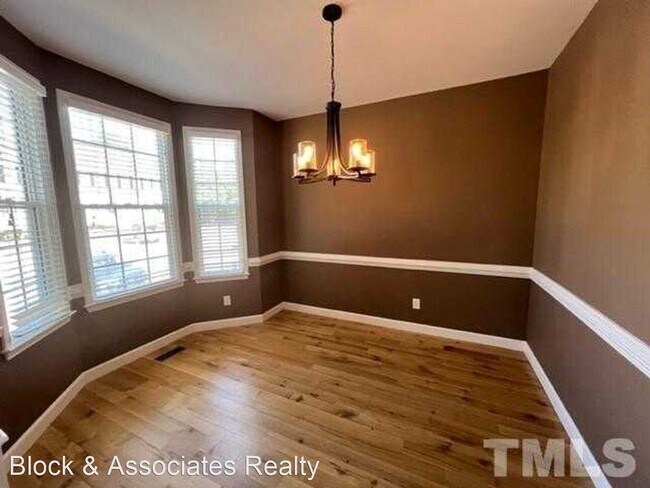 Building Photo - 4 br, 2.5 bath House - 600 Nottinghill Walk