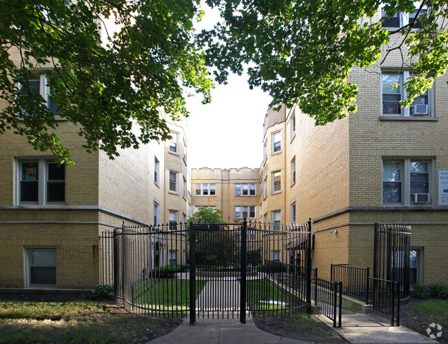 Building Photo - 1740 W. North Shore Ave.