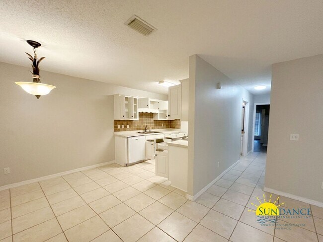 Foto del edificio - Charming 2-Bedroom Home in Mary Esther Near Hurlburt Field!