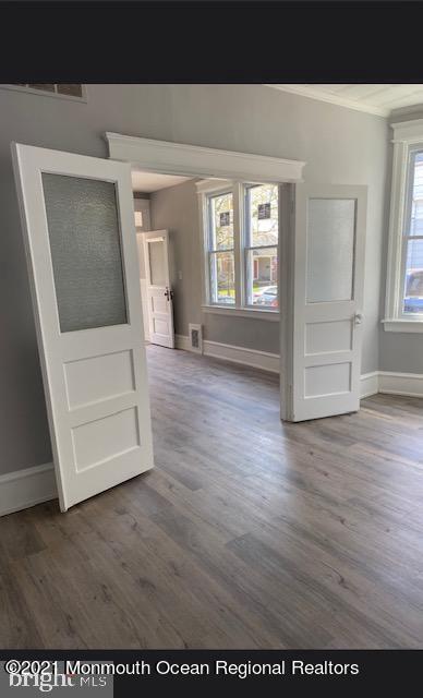 Building Photo - 927 Gaunt St