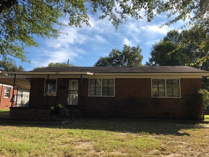 Primary Photo - 1844 Capri Rd