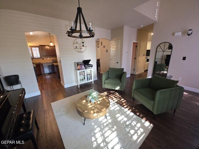 Foto del edificio - 12867 Hidden Grove Dr